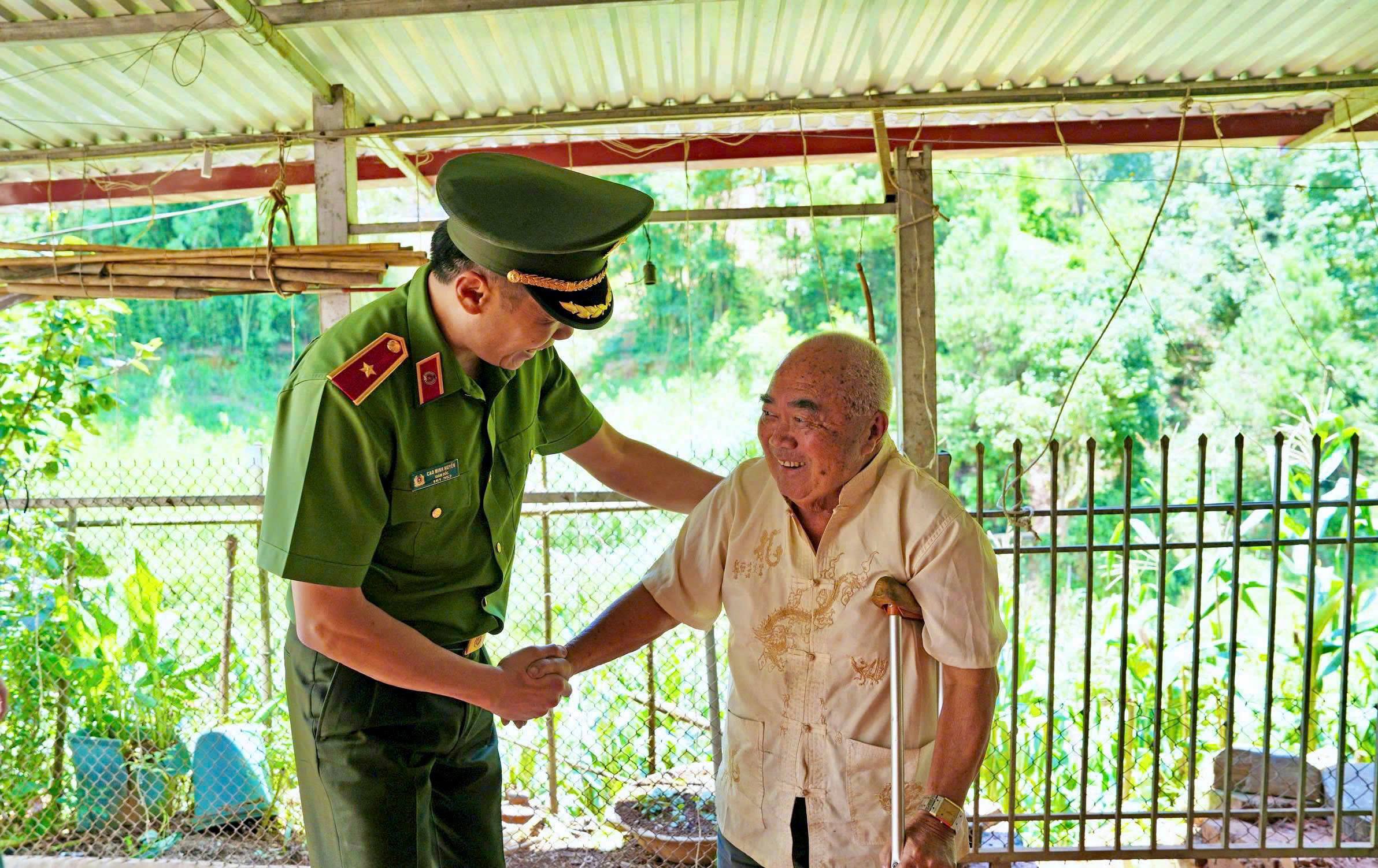 anh tin bai